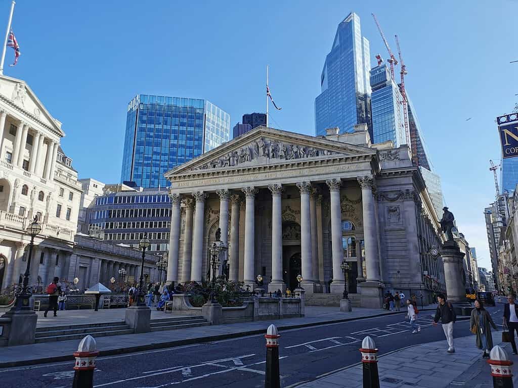 Interest held again at 5.25%