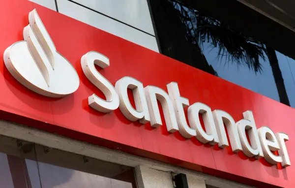 Santander Suddenly Thinks You’re Worth More – By About £130,000