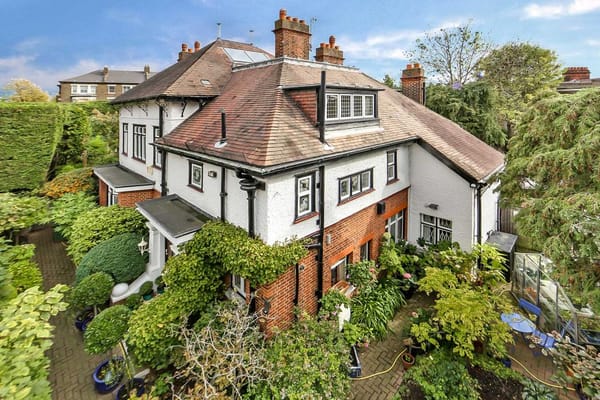 Source: Outer Prime London - The Best of Both Worlds